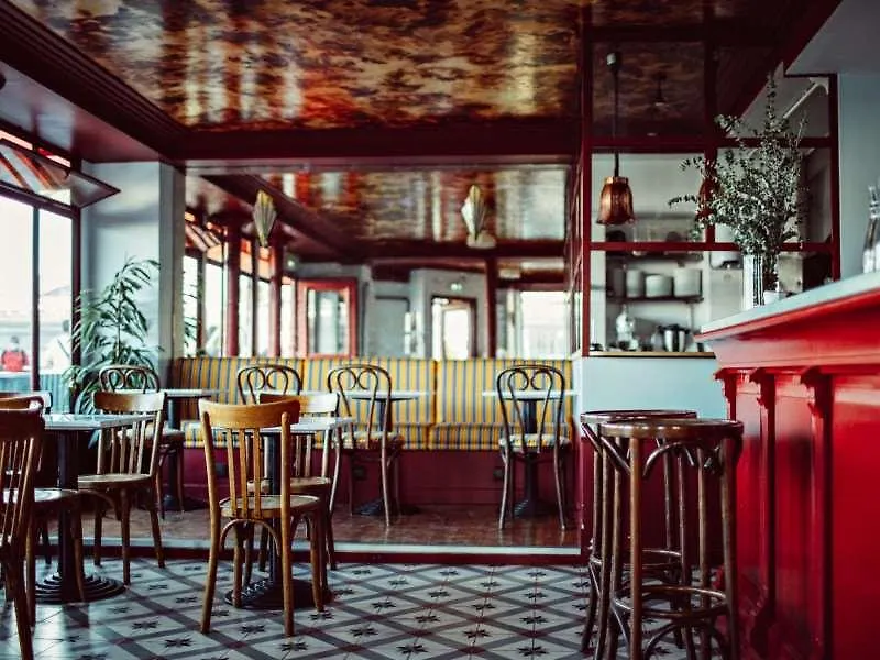 Les Deux Gares Hotel Paris 0*,  Frankrig