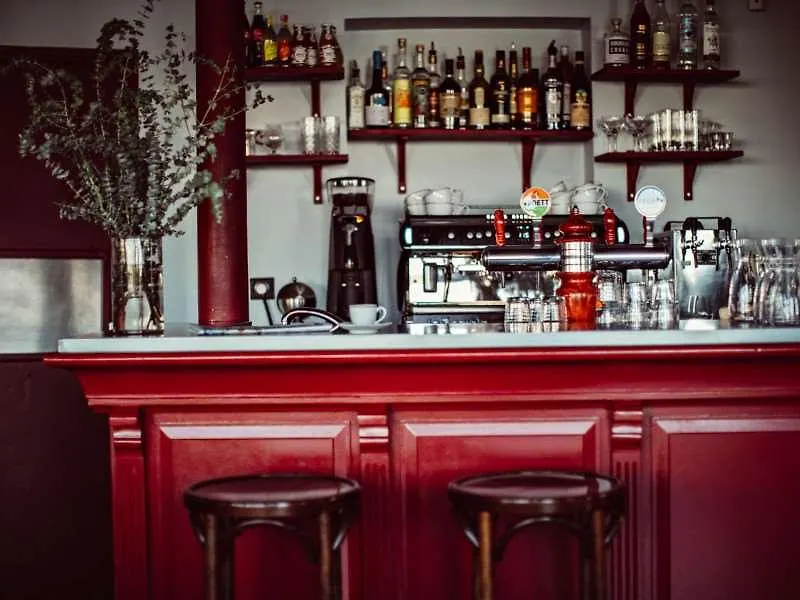 Les Deux Gares Hotel Paris