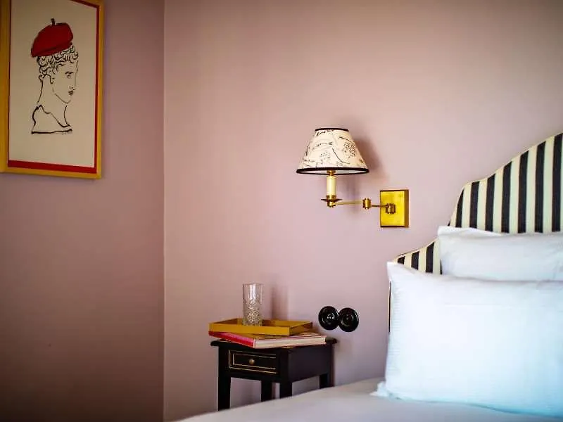 Les Deux Gares Hotel Paris